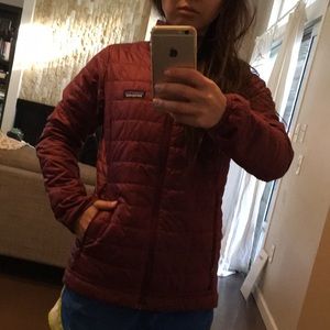 Women’s Patagonia nano puff jacket XS